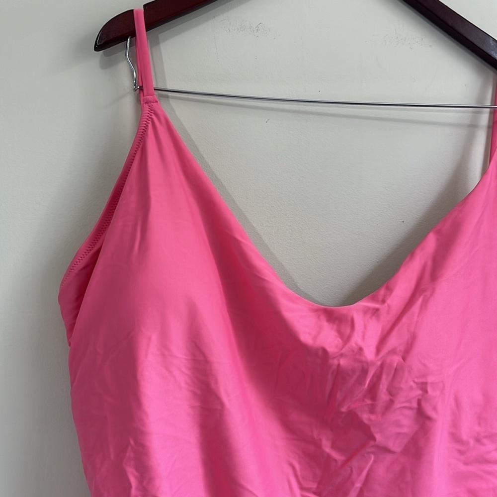 J. Crew Women’s Plus Size Scoopneck One Piece Swimsuit Size 24 - Picture 3 of 9